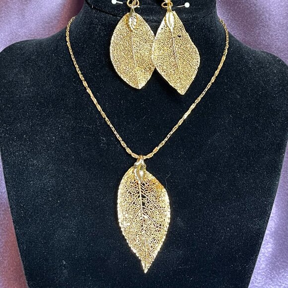 Vintage Avon 14K Gold Filled Real Leaf Necklace and Earrings Jewelry Set - Picture 8 of 8